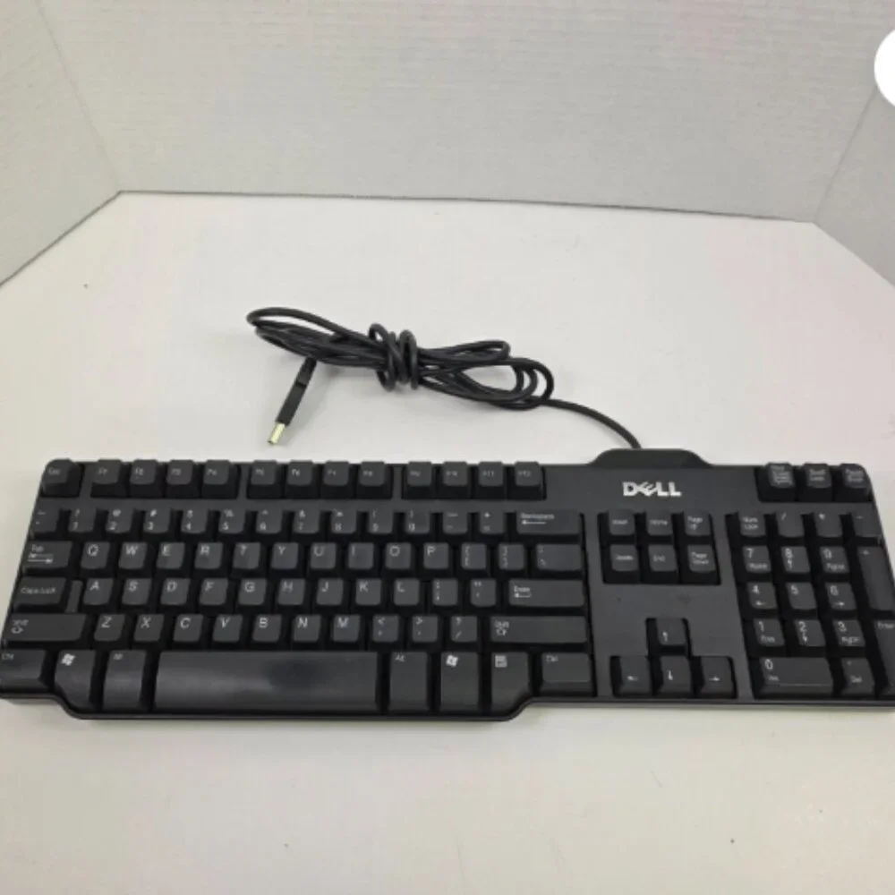 Dell RT7D50 USB Wired Keyboard Rev A03 104 Keys
